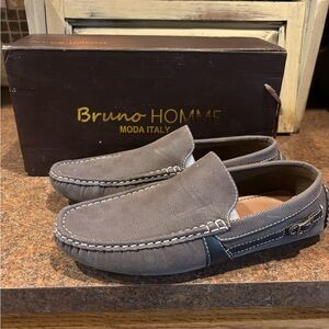 NWT  Loafers for Men